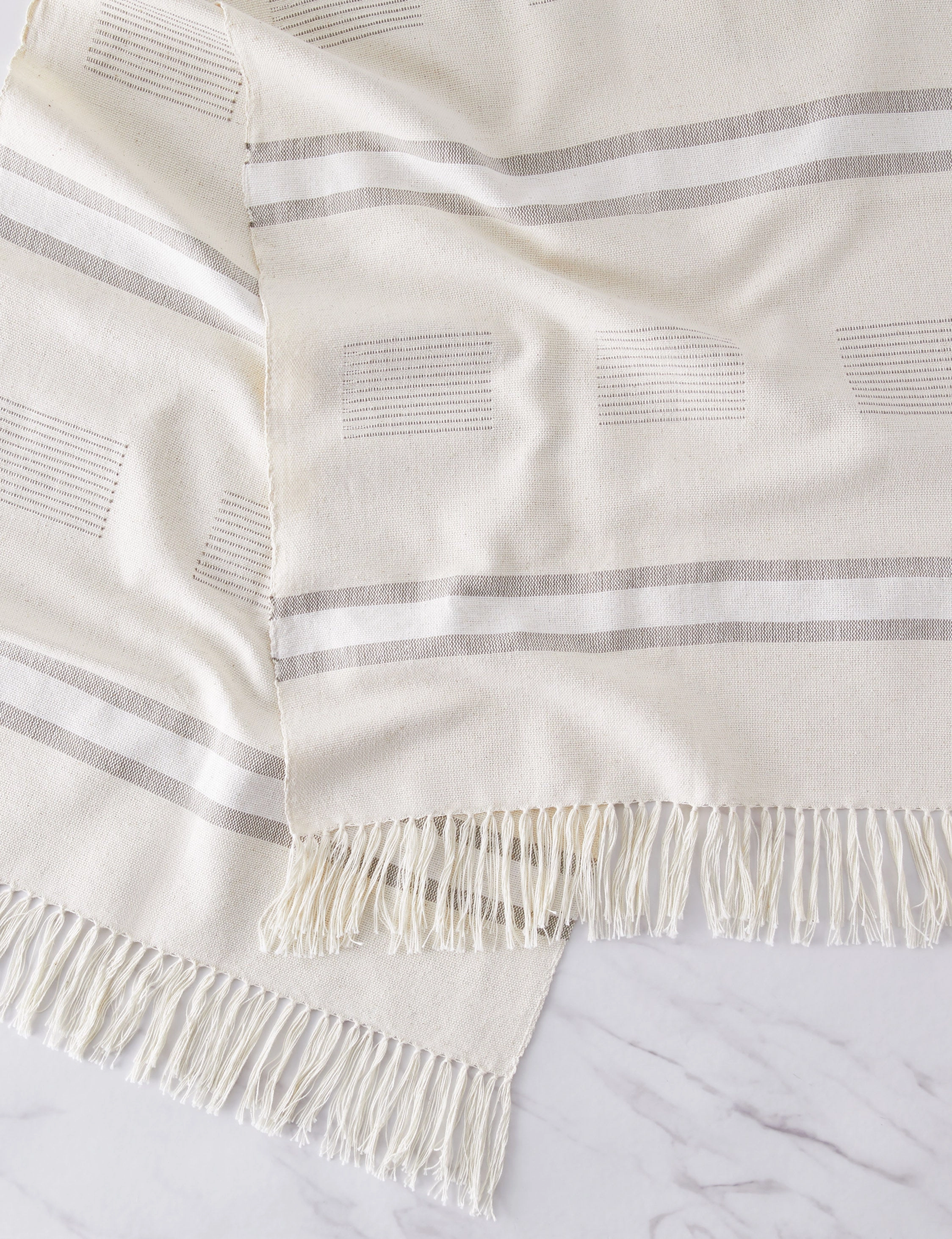 Dash Runner by Minna. Neutral