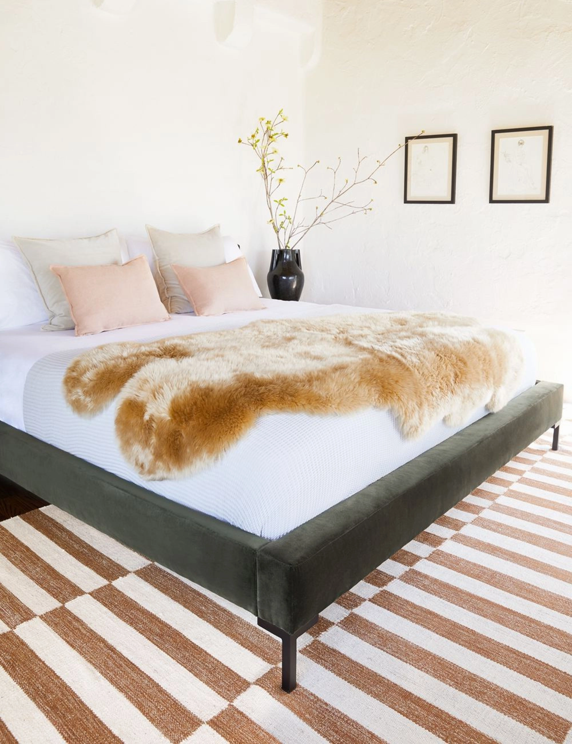 Deva Platform Bed