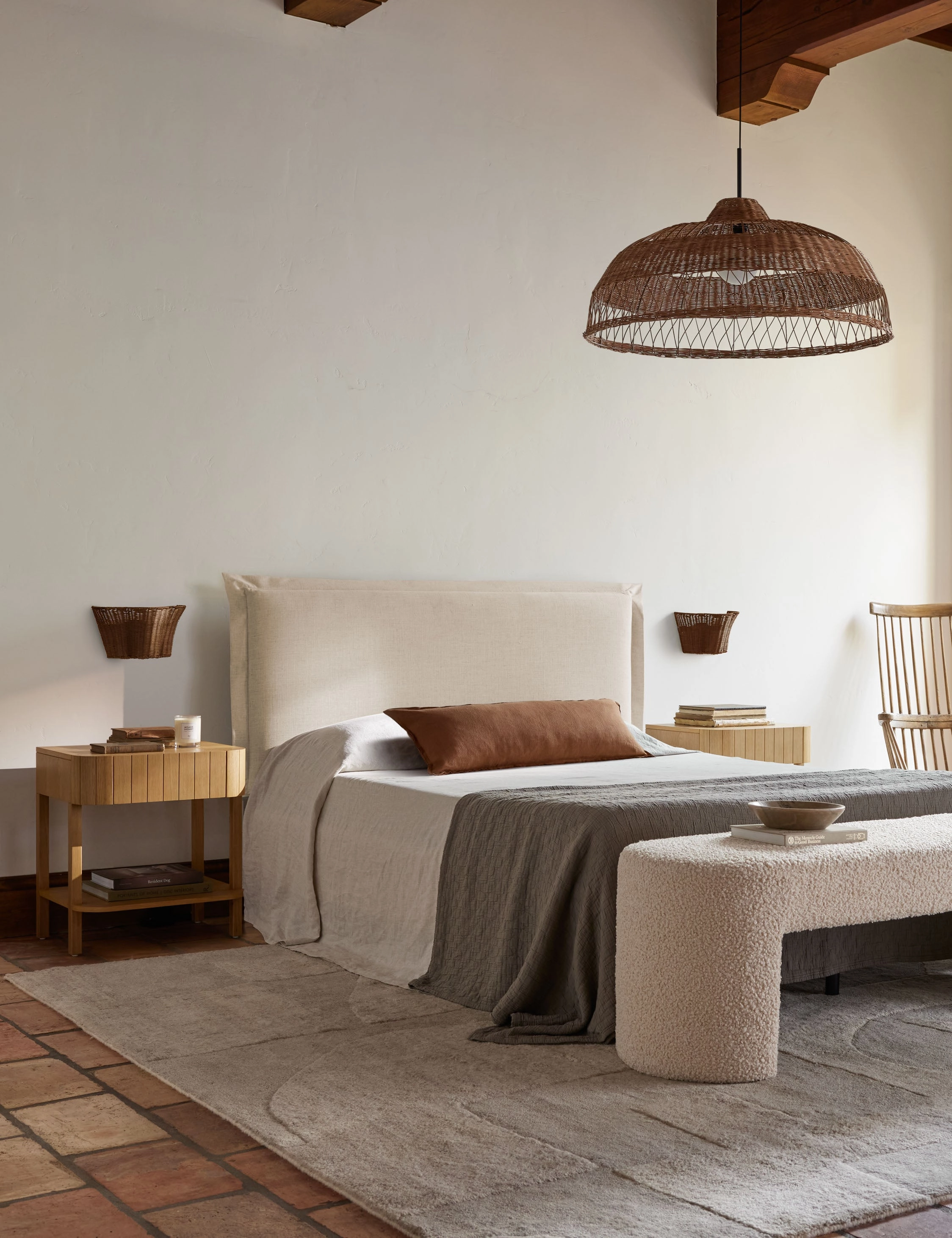Elara Platform Bed