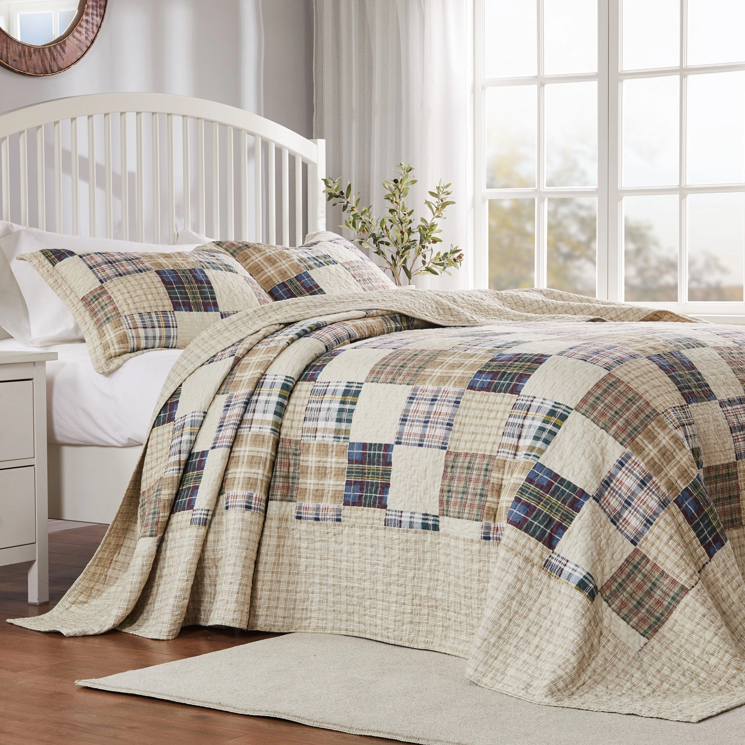 Greenland Home Oxford Quilted Bedspread Set. Traditional Plaid. Cotton