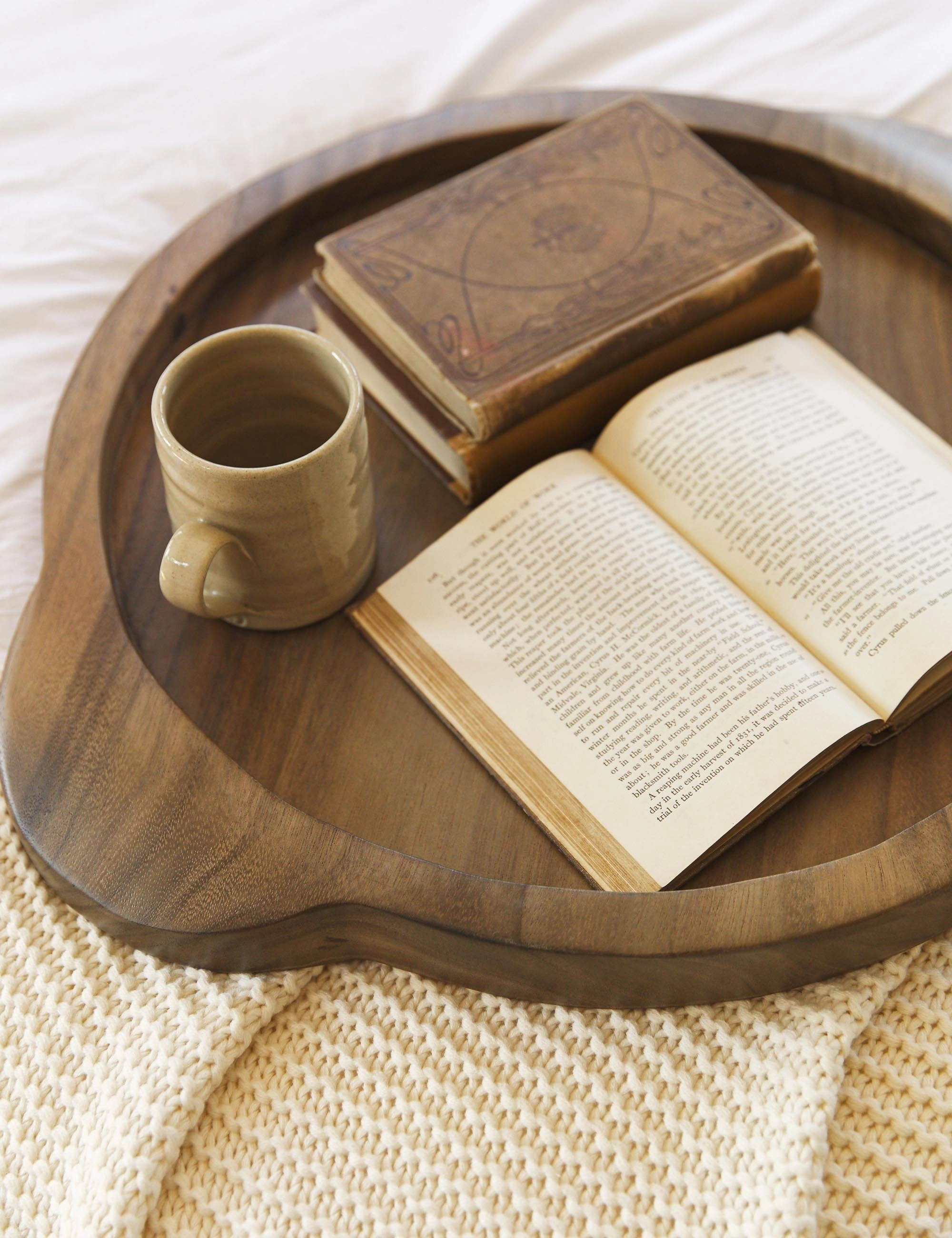 Lylah Round Tray