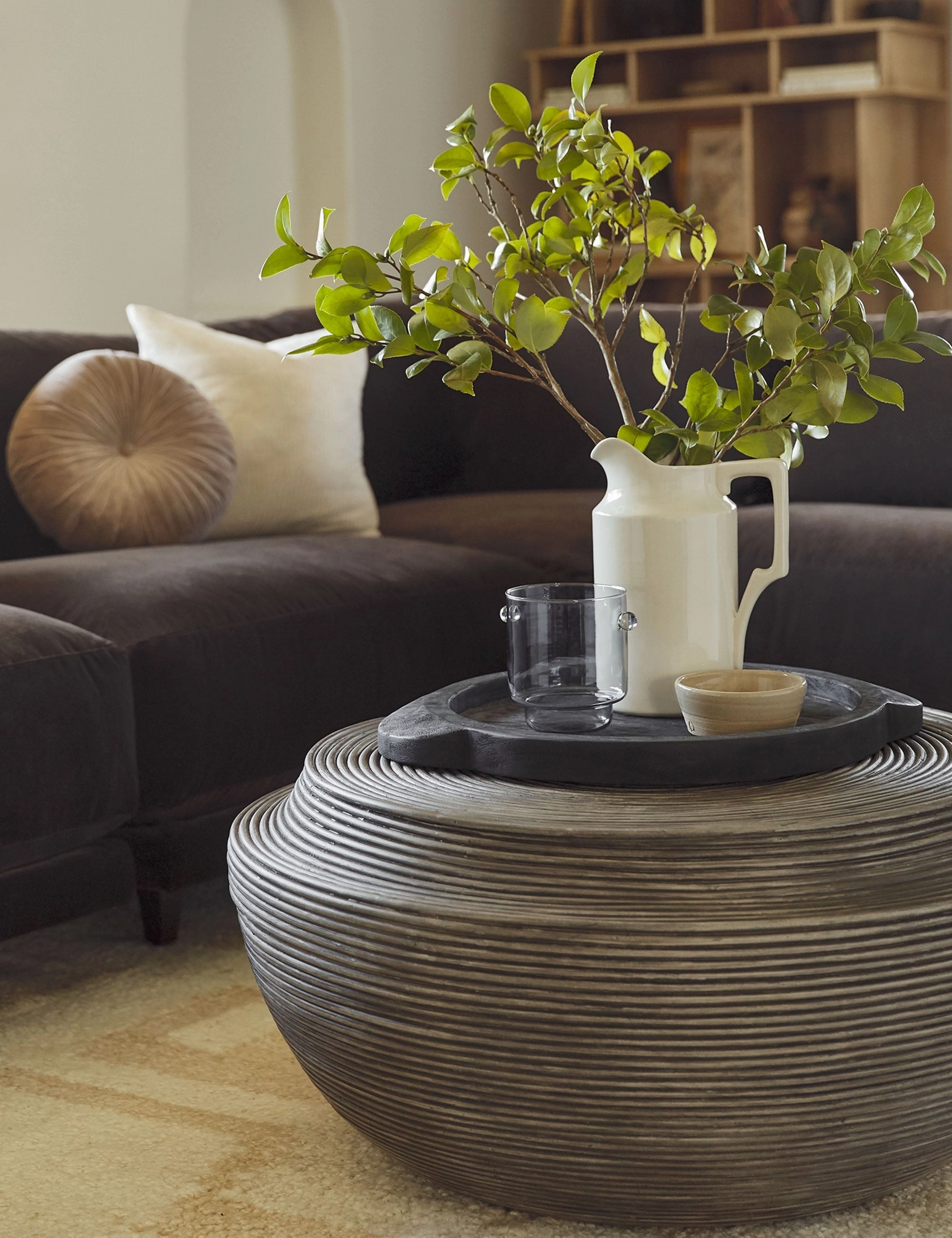 Lylah Round Tray
