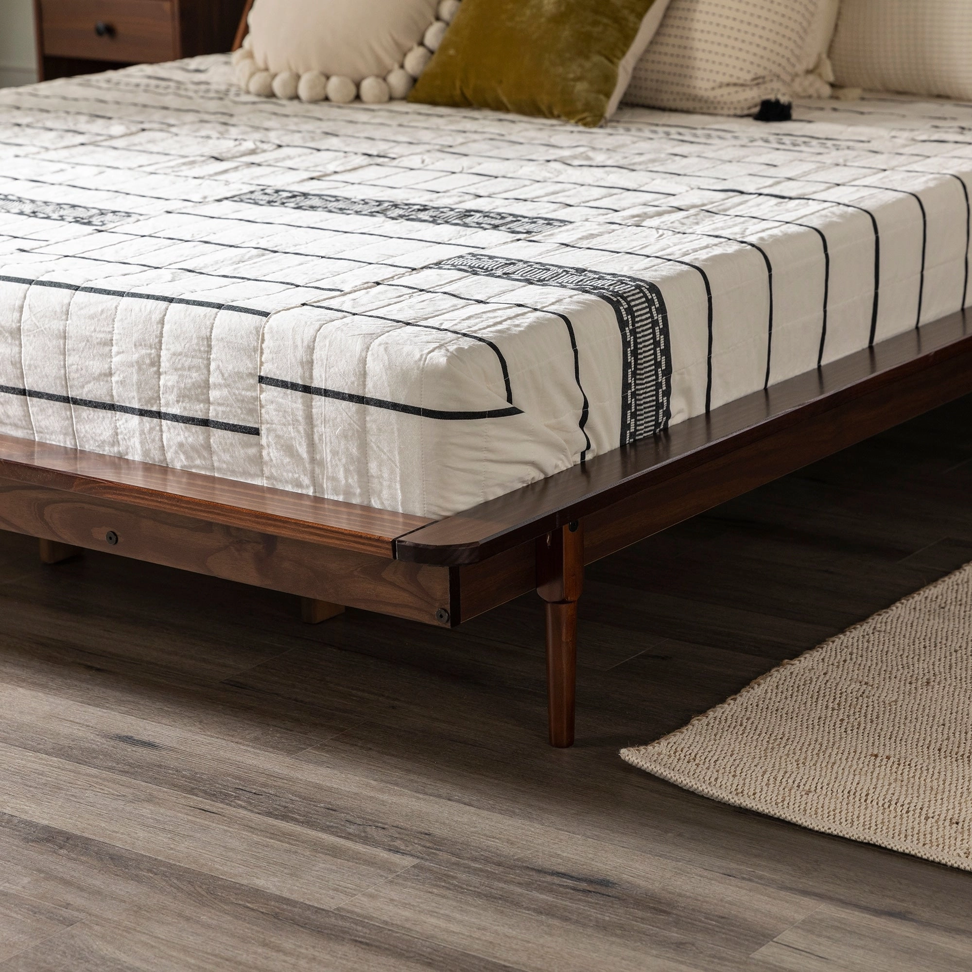 Middlebrook Blaney Solid Wood Spindle Platform Bed