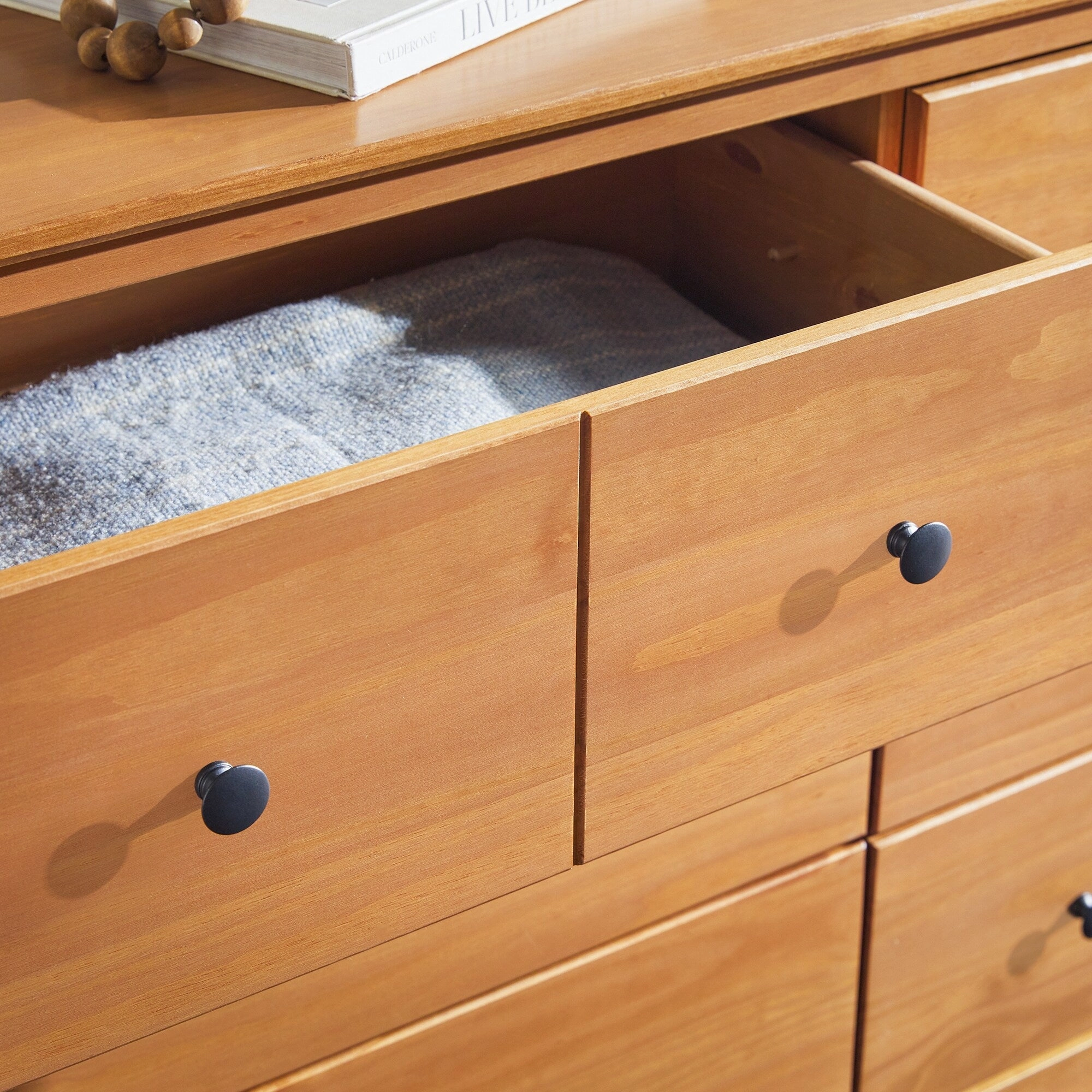 Middlebrook Bullrushes 6-Drawer Solid Wood Dresser