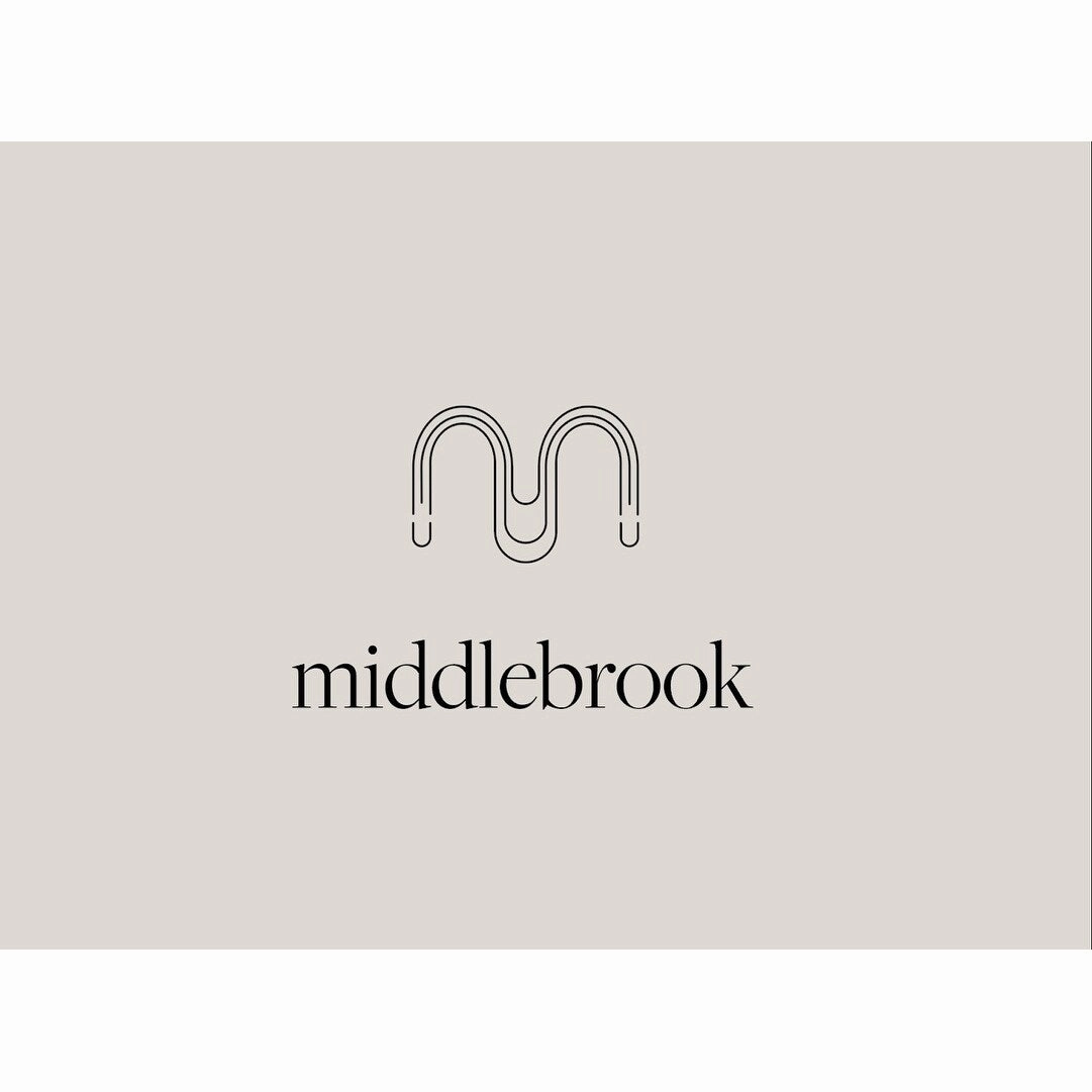 Middlebrook Designs X Spindle Solid Wood Queen Bed