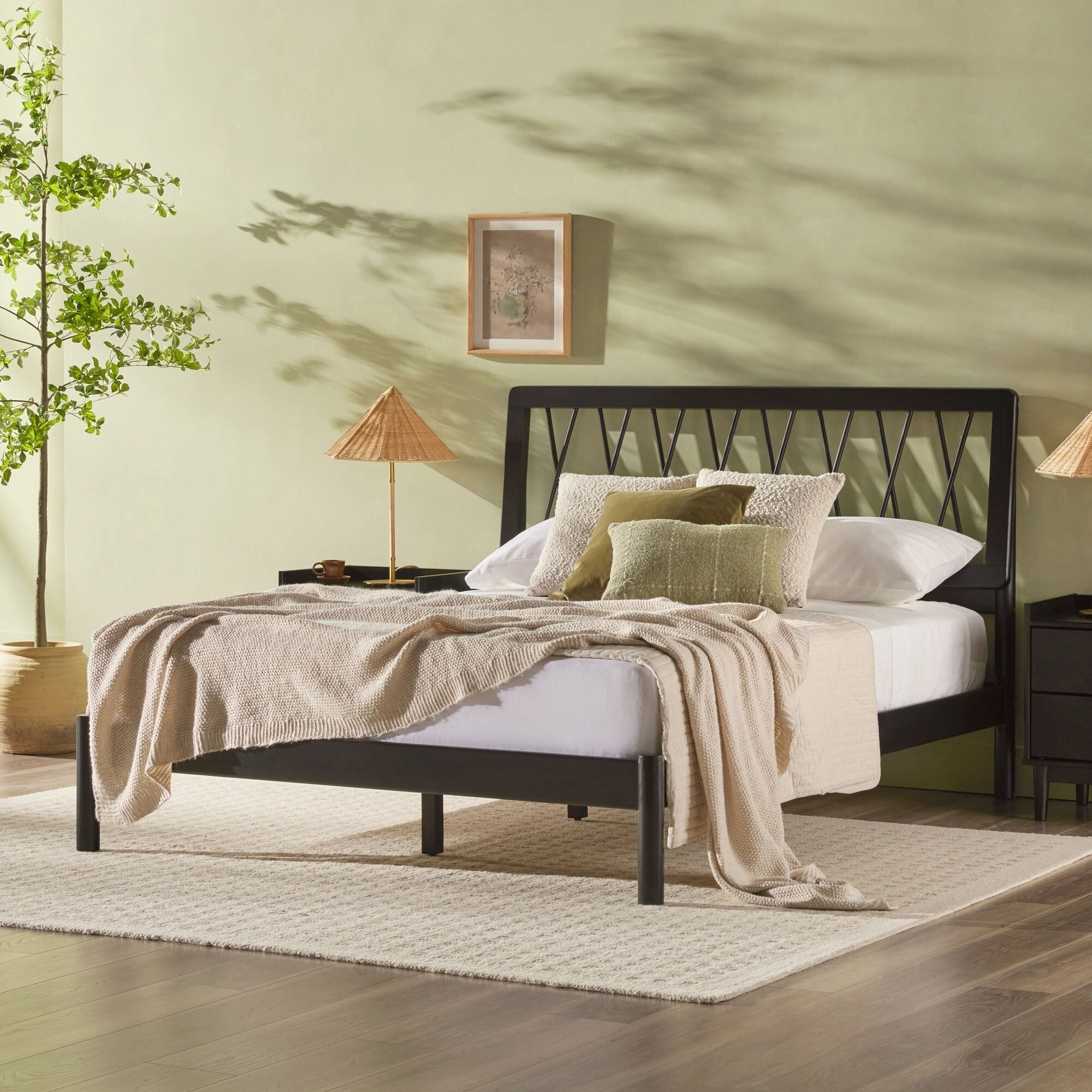 Middlebrook Designs X Spindle Solid Wood Queen Bed