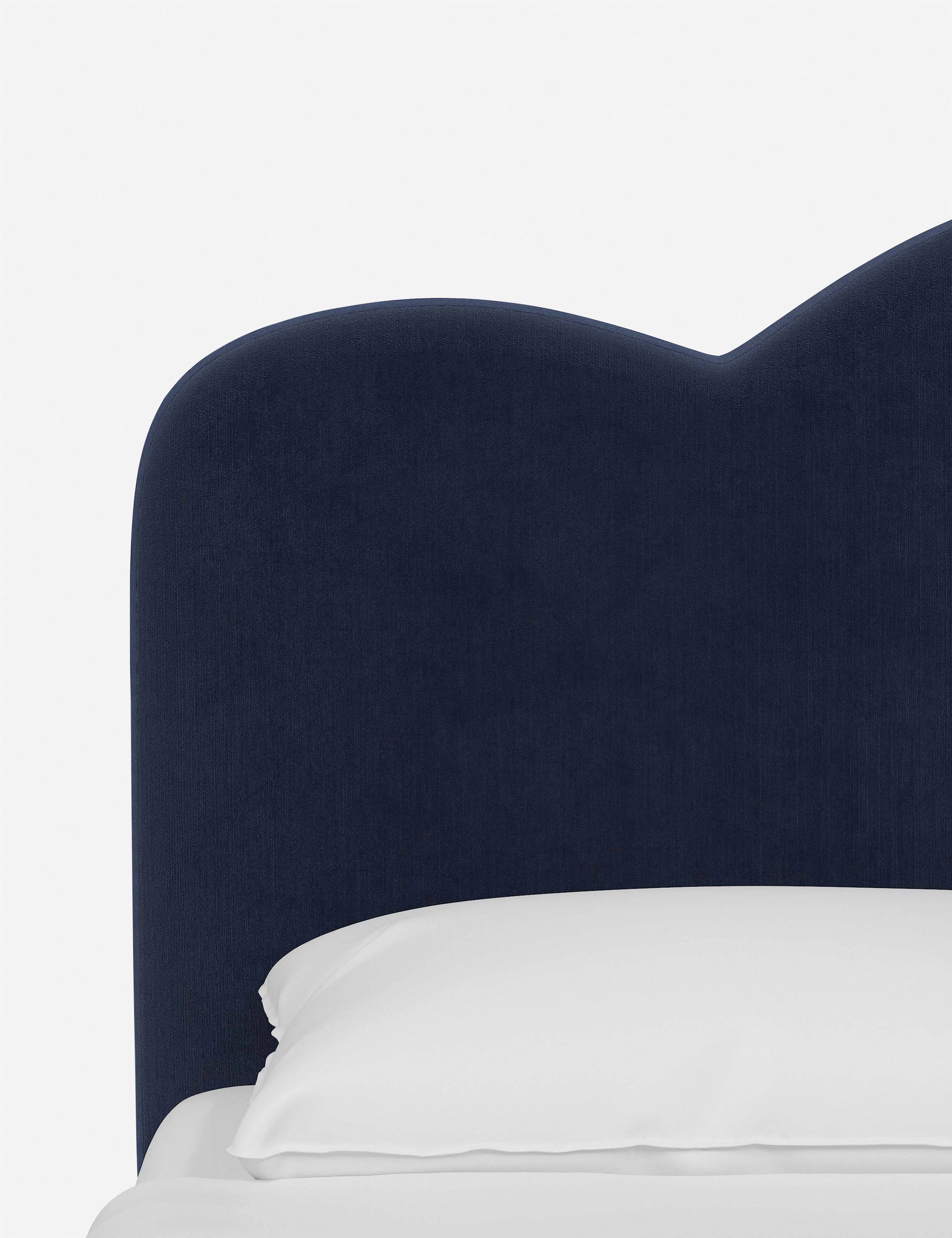 Mino Platform Bed