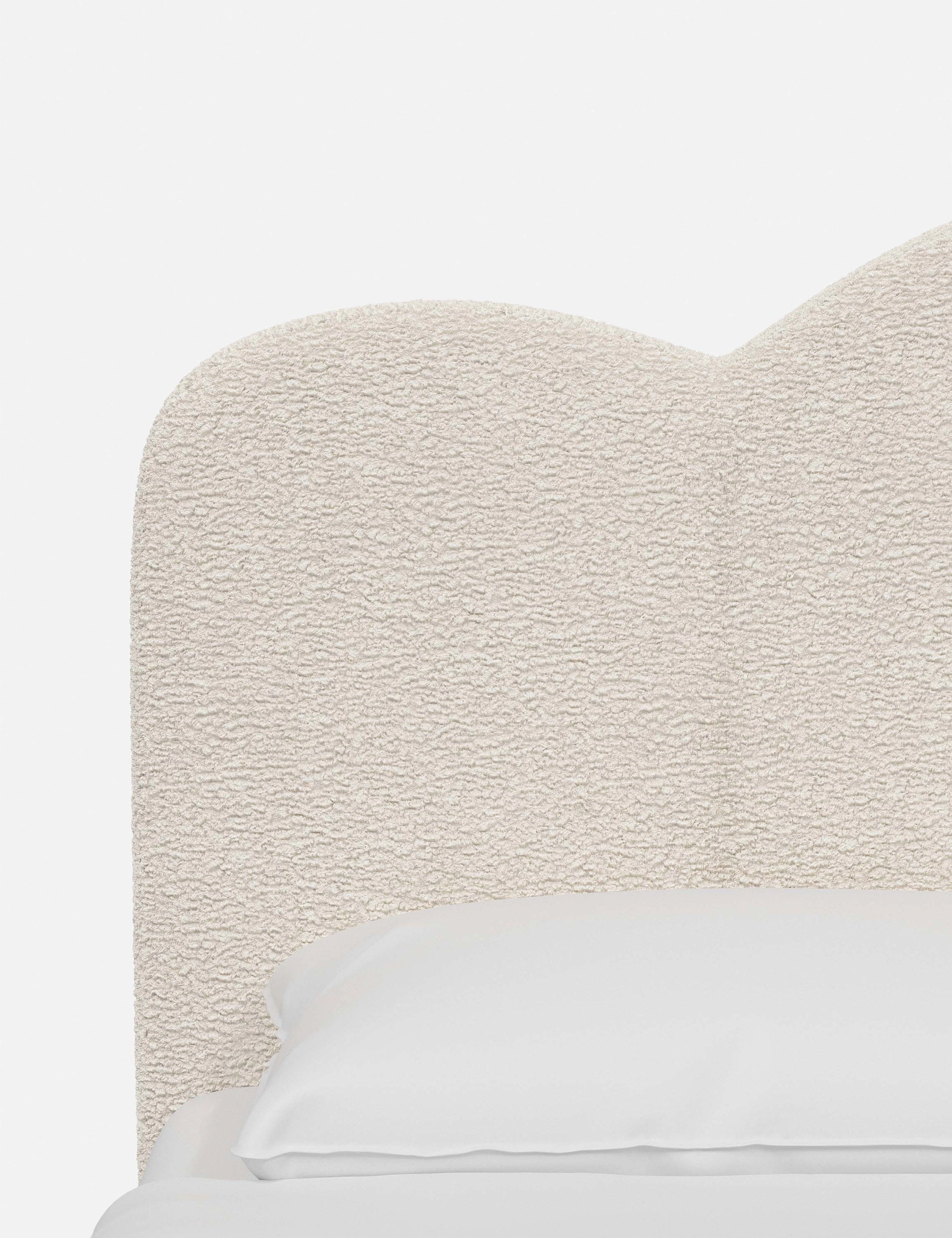 Mino Platform Bed