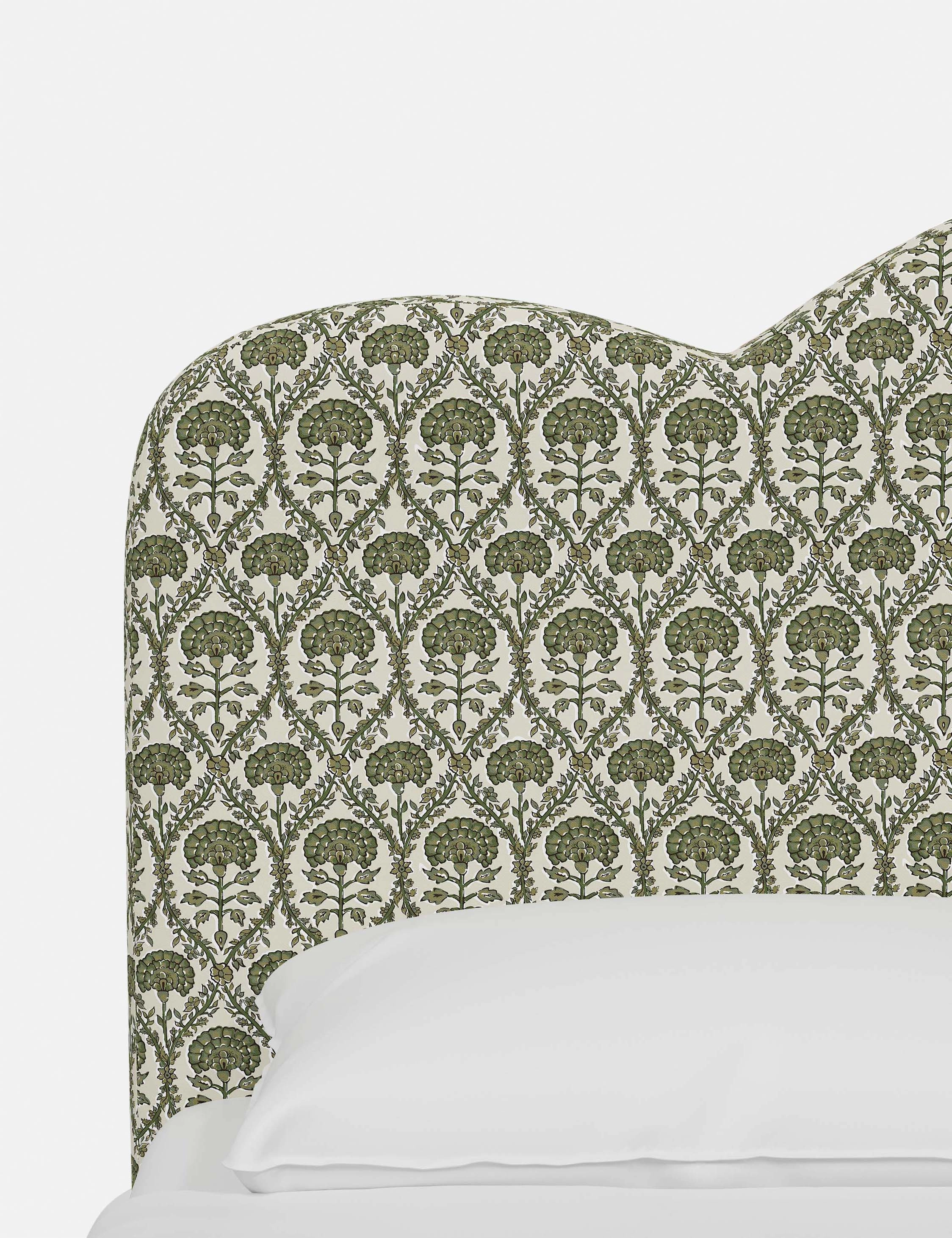 Mino Platform Bed