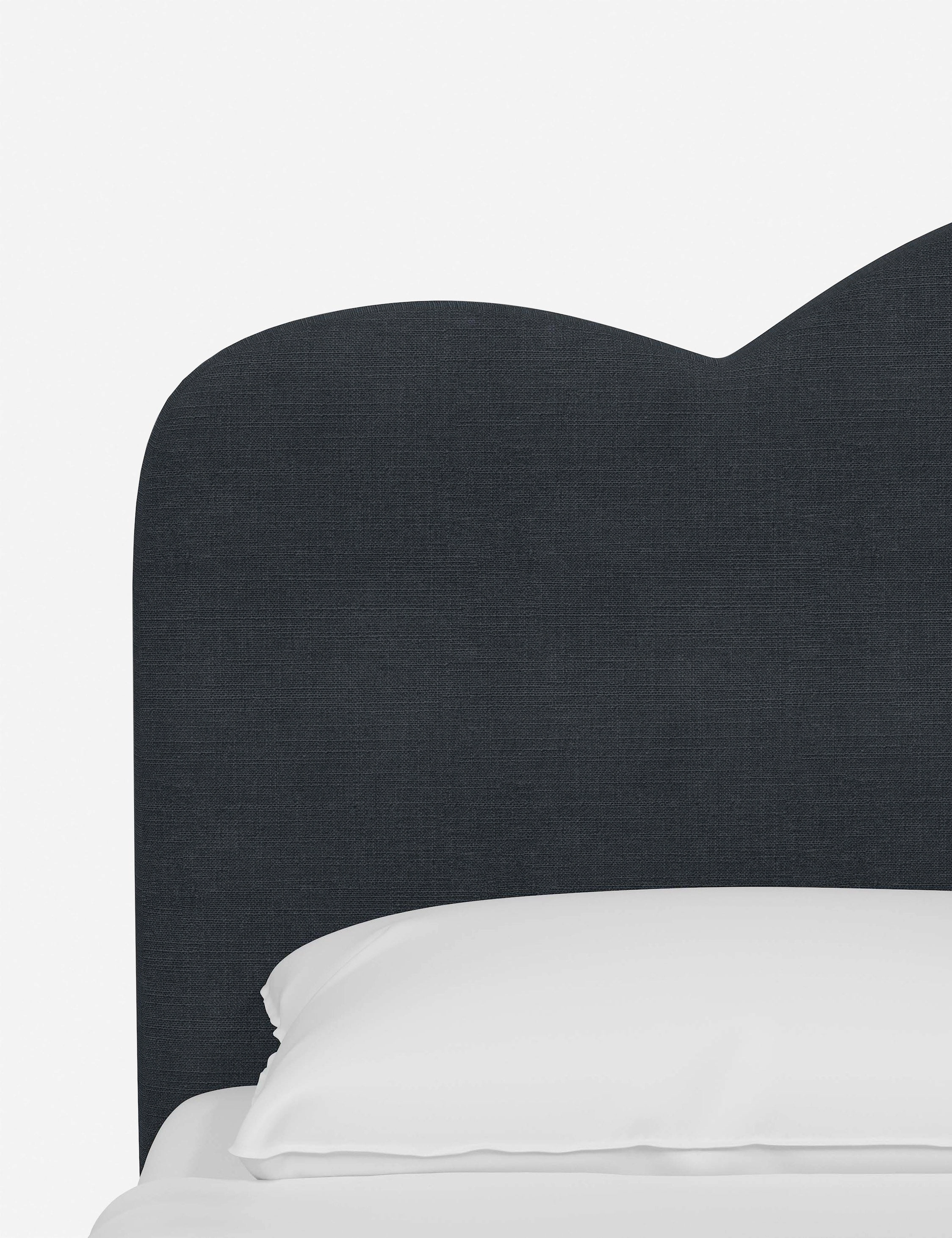 Mino Platform Bed
