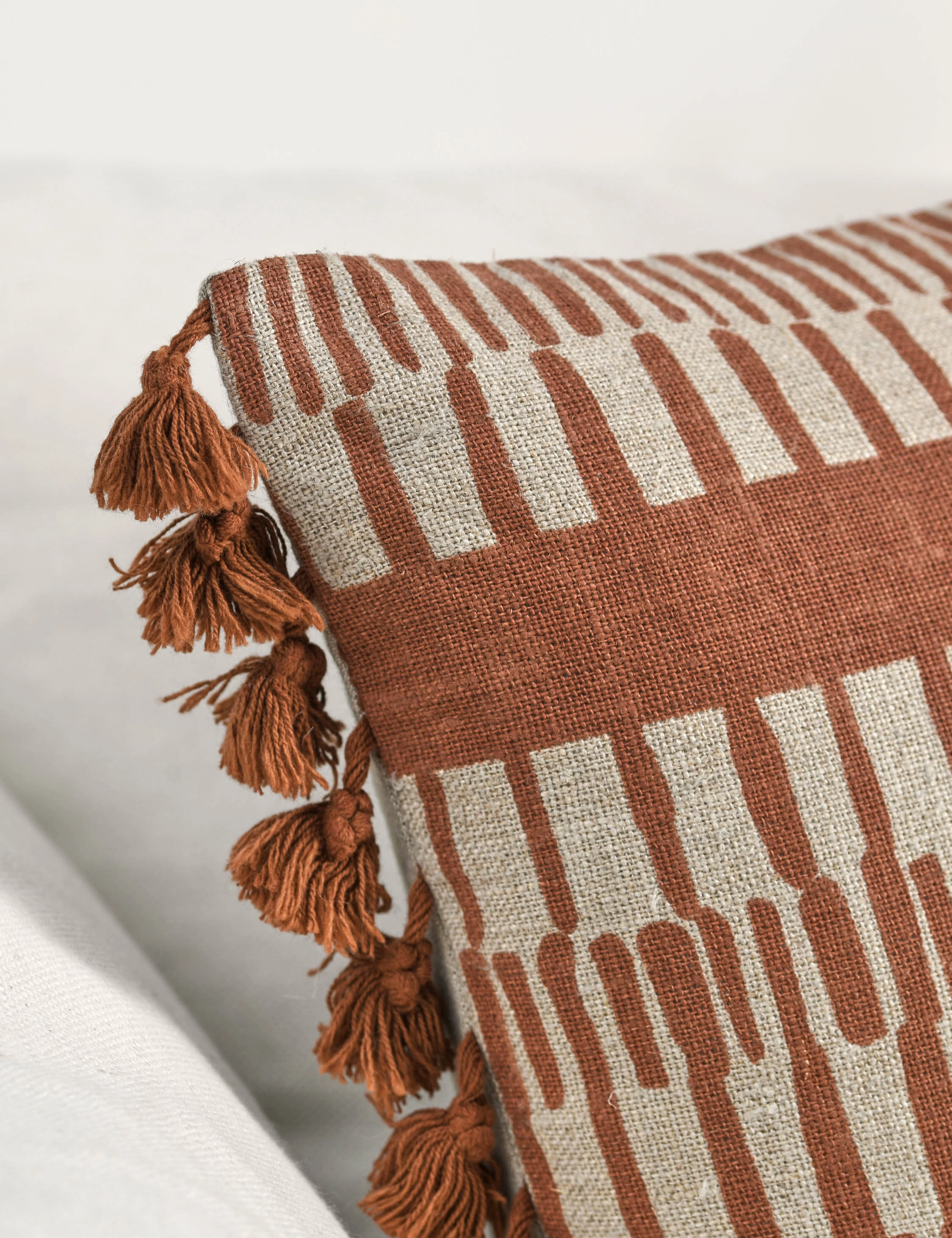 Morgana Linen Pillow
