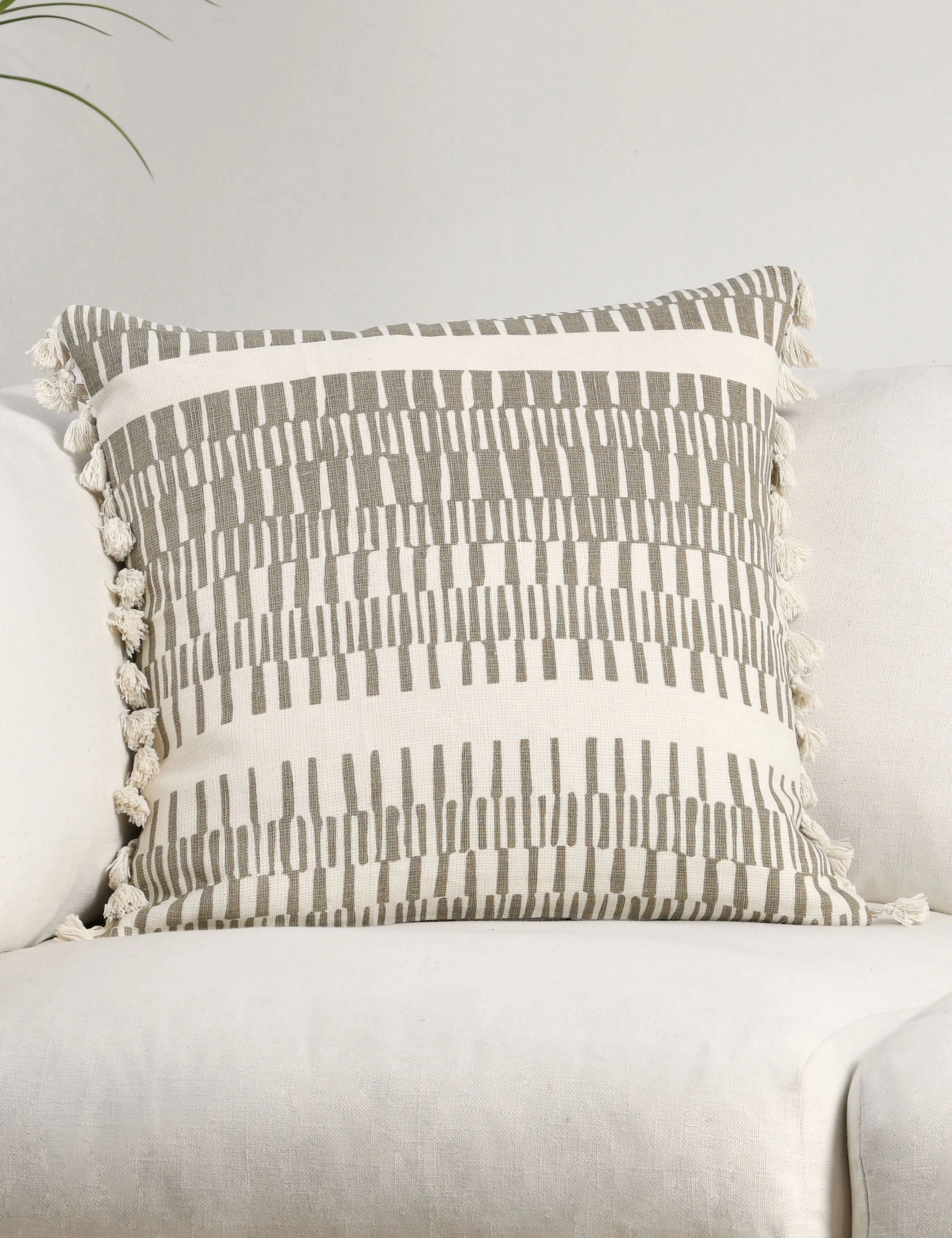 Morgana Linen Pillow