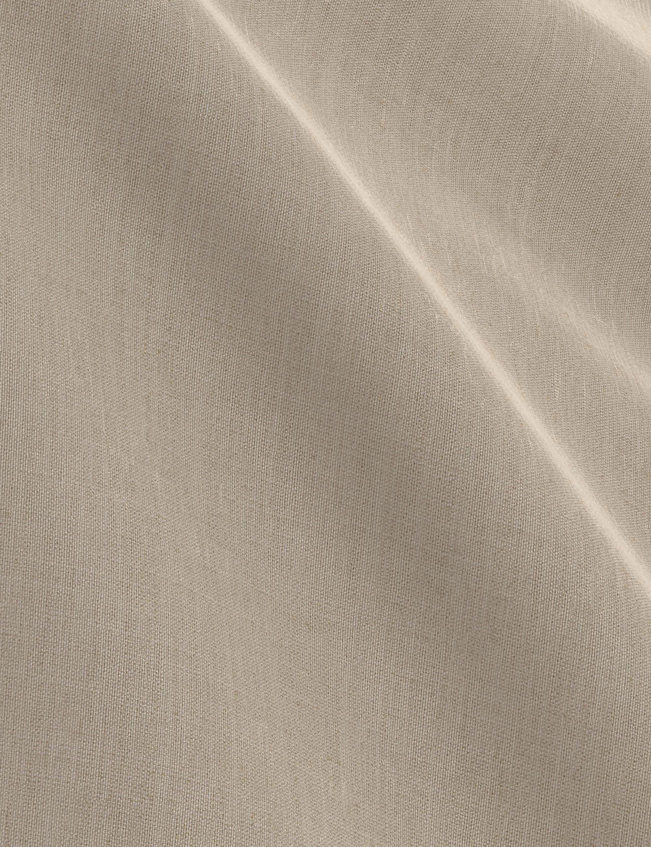 Nabiha Platform Bed