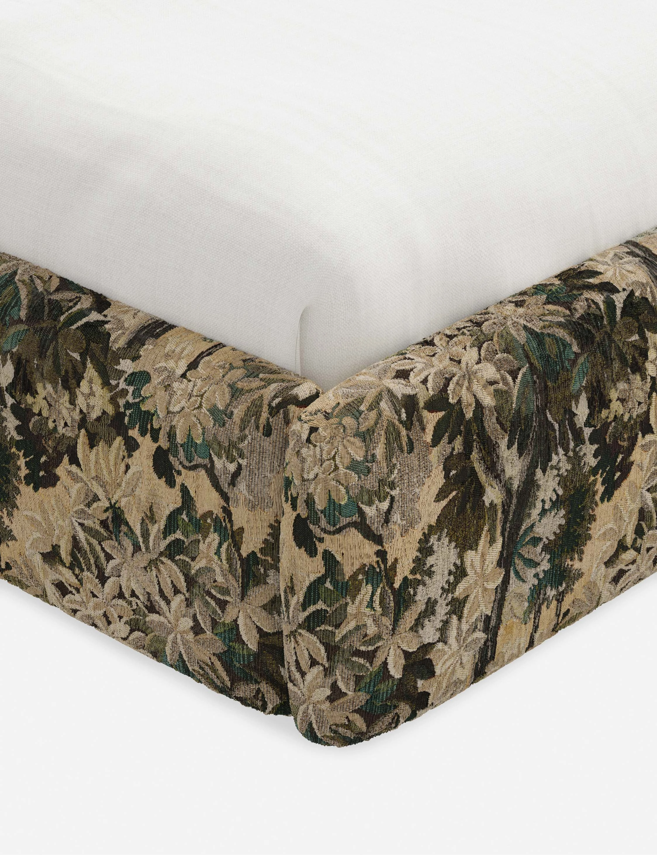 Nabiha Platform Bed