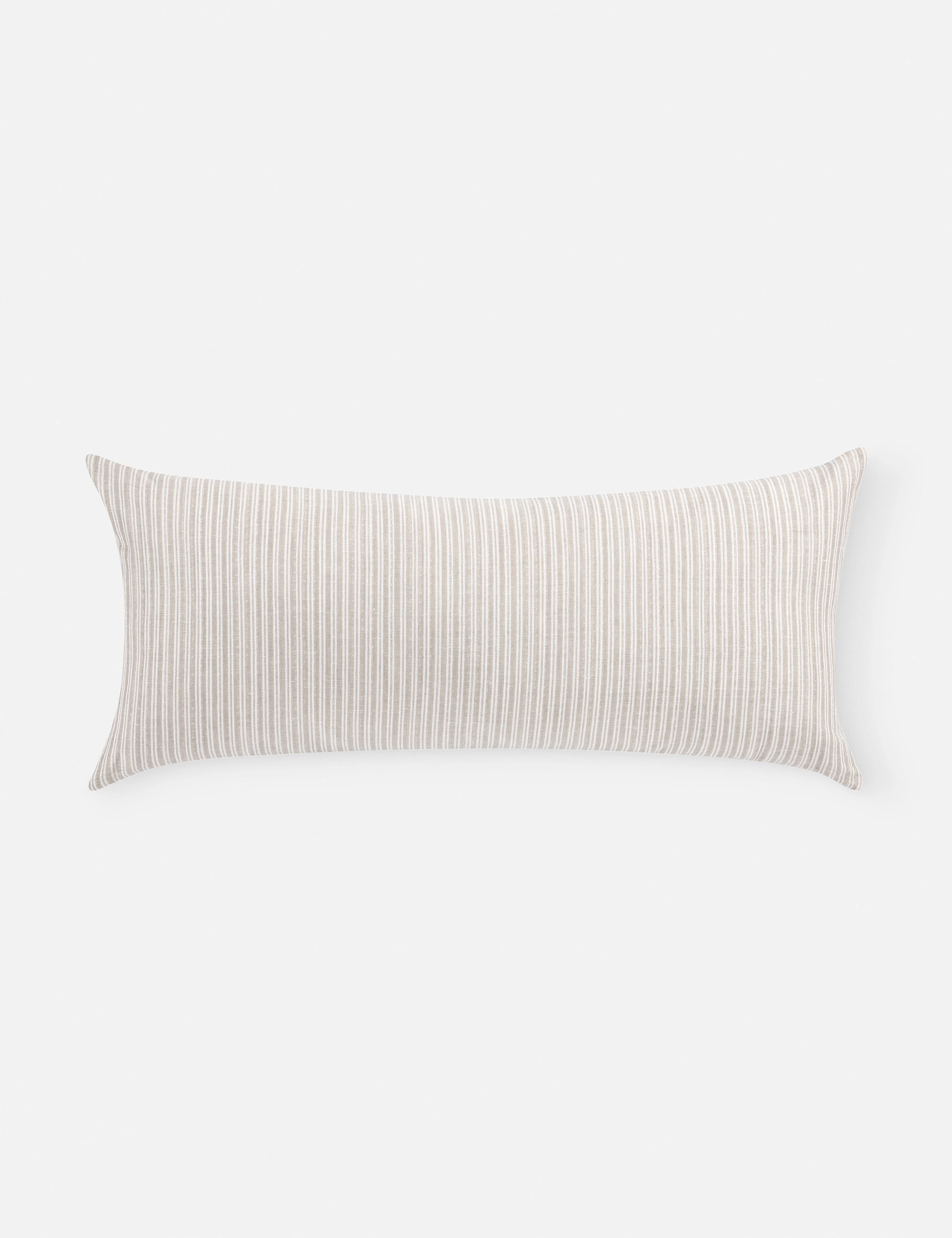 Nevya Pillow