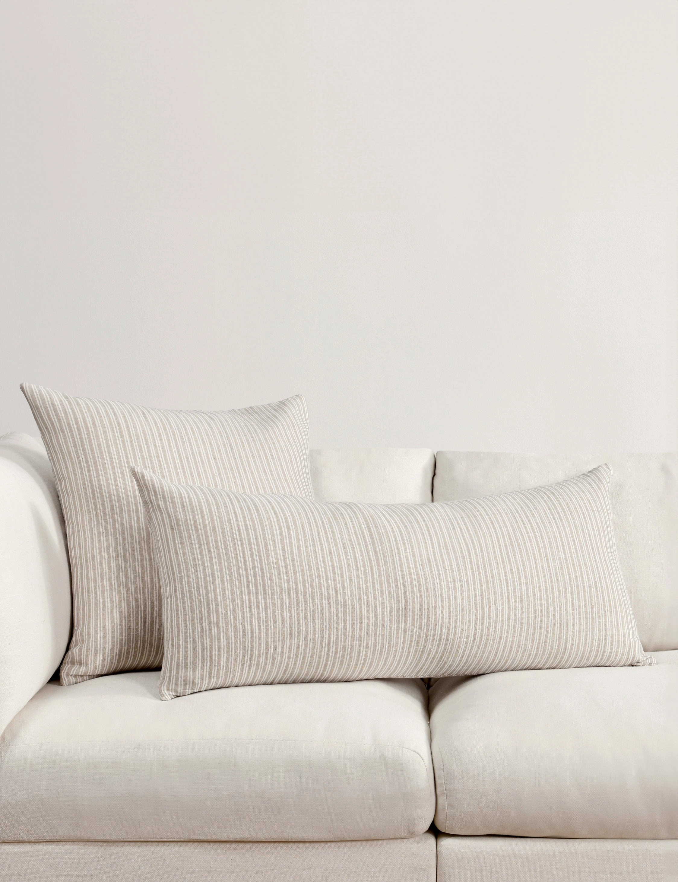 Nevya Pillow