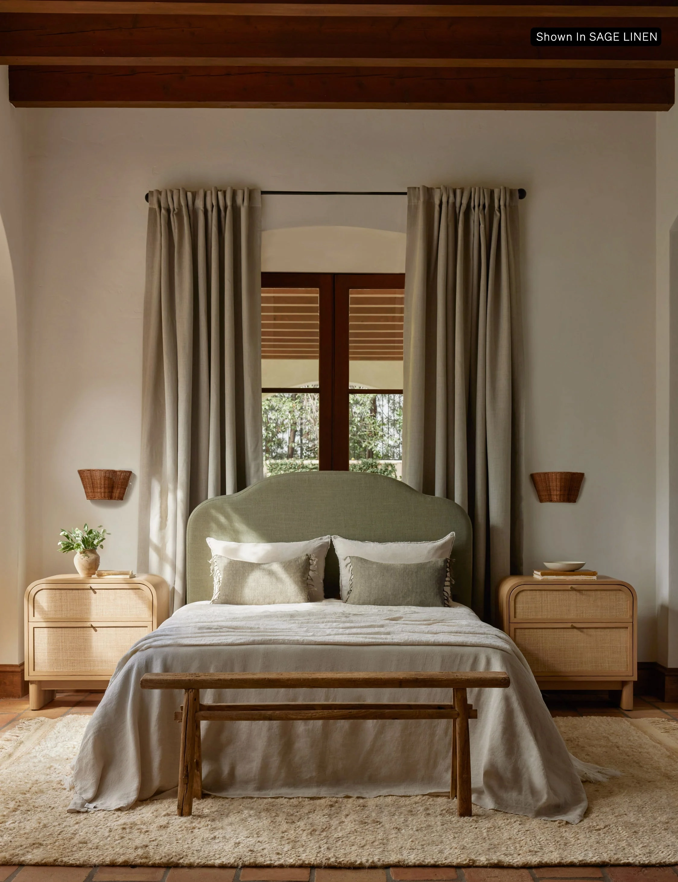Ruby Platform Bed