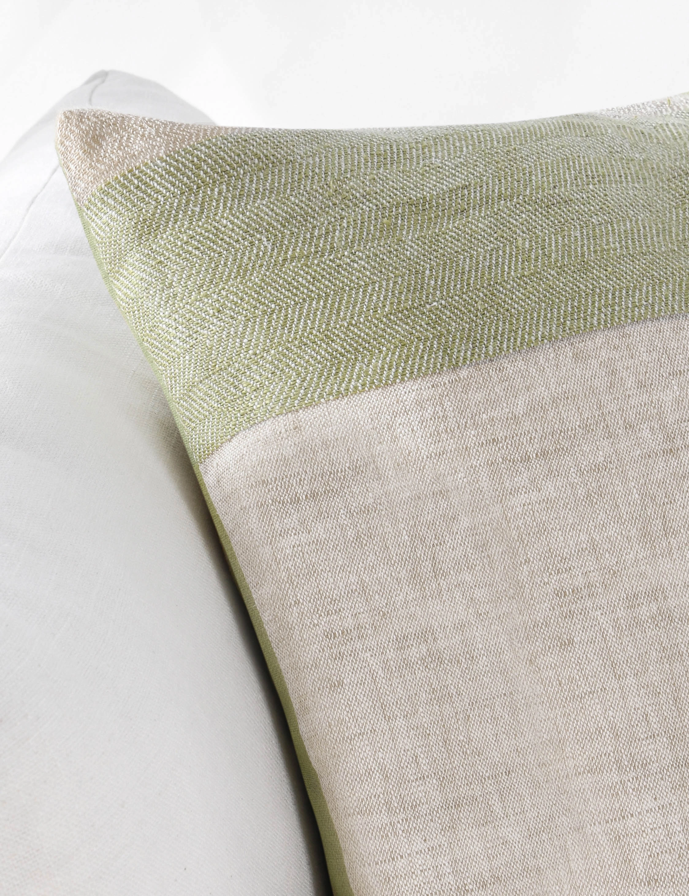 Tamara Linen Pillow